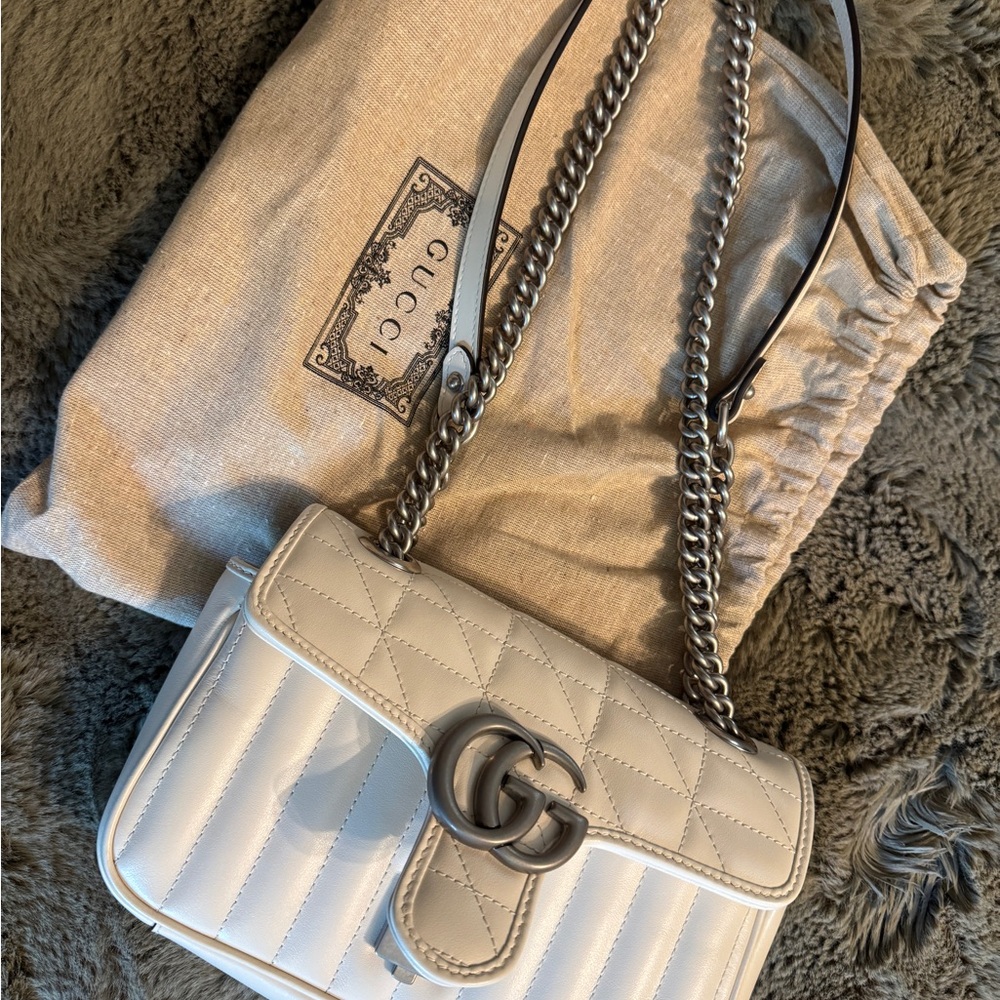 Gucci Cream Quilted Shoulder Bag - Picture 1 of 5
